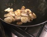 Foto del paso 4 de la receta: Bananas caramelizadas y chips de chocolate. Rápido!