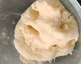 A picture of step 1 of Meethi tikiyan / Kundey.