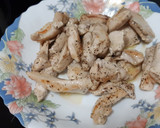 Foto del paso 2 de la receta: Pechuga de pollo con pimientos y salsa de paté (aprovechamiento de salsa)