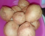 A picture of step 6 of Easy Doughnuts.