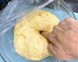 Foto del paso 2 de la receta: Rosca trenzada rellena de jamón y queso