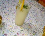 A picture of step 2 of Orange mojito mocktail.