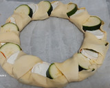 Foto del paso 5 de la receta: Corona de calabacín y rulo de cabra