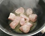 Foto del paso 2 de la receta Guiso de pollo con yuca y plátano