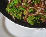 Omelette Stuffed With Onions & Broccoli recipe step 4 photo