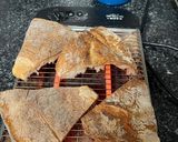 Foto del paso 2 de la receta: Tosta de cebolla caramelizada con anchoas