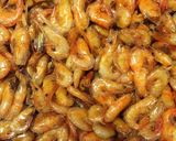 A picture of step 7 of Crispy and Delicious Pan-Fried Shrimp.