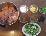 A picture of step 1 of Ginger Chicken with Crispy Noodles & Garlic Rice.