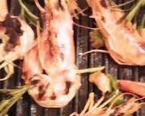 Une image de l'étape 6 de Gambas marinade au satay.