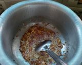 A picture of step 1 of Agri chicken gravy.
