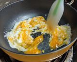 รูปขั้นตอนการทำที่ 2 ของ เห็ดหูหนูผัดไข่
