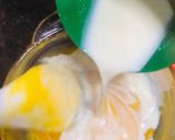 A picture of step 4 of Fruits custard.