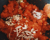 கேரட் அல்வா வித் பால்கோவா (ட்ரை கலர்) ரெசிபி ஸ்டேப் 4 புகைப்படம்