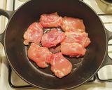 Une image de l'étape 3 de Poulet Curry au Lait de Coco.