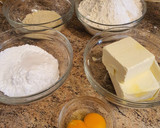 Foto del paso 1 de la receta: Galletas de mantequilla con almendras