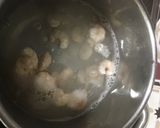 Foto del paso 1 de la receta Rollos de papel de arroz con gambas