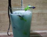 Foto langkah ke 3 dari resep Blue Tea Latte Vanilla Bunga Telang.