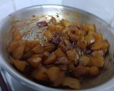 A picture of step 6 of Spicy Pear Chutney.