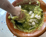 Foto del paso 3 de la receta: Guacamole a mi manera