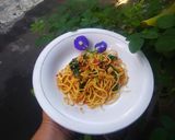Foto langkah ke 3 dari resep Mie Tek Tek Pedas.