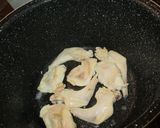 Pirított nyúlcombok 🍗 gombás-tejfölös mártásban 🍄 recept fázis 3 fotója