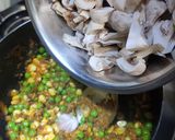 विंटर स्पेशल मशरुमकॉर्न सब्जी (Winter special mushroom corn sabzi recipe in Hindi) रेसिपी चरण 6 फोटो