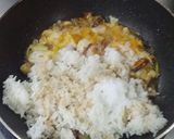 รูปขั้นตอนการทำที่ 4 ของ ข้าวผัดกุ้งเห็ดหอม
