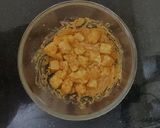 A picture of step 2 of Paneer Veggie Delite Pizza.