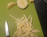 Foto del paso 1 de la receta: Guarnición caramelizada de patata, manzana y cebolla