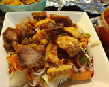 Foto del paso 5 de la receta: Yuca con chicharrón!!!