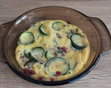 Foto del paso 6 de la receta: Pastel de calabacín y cebolla al microondas