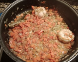Foto del paso 3 de la receta: Relleno de ternera en salsa