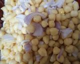 A picture of step 2 of Phulki Chana Chaat.