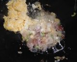 Foto langkah ke 3 dari resep 308. Tumis Kubis Telur.