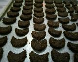 Foto langkah ke 7 dari resep Cookies dari sisa biskuit.
