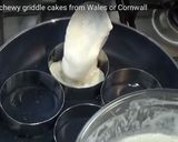 A picture of step 8 of Crumpets.