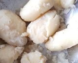 A picture of step 3 of Aloo Bade.