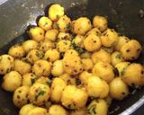 A picture of step 8 of Veg suji balls.