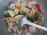 Bihun Tomyam Putih