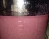 Фото кроку 3 до Напиток из банана и граната / Banana pomegranate juice.