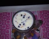 A picture of step 3 of Badam shake.
