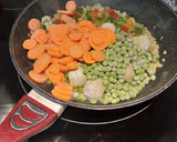 Foto del paso 2 de la receta: Merluza al vino blanco