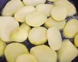 A picture of step 3 of Big John's fried spuds.
