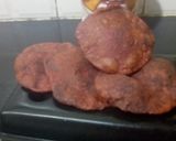 A picture of step 6 of Beetroot masala puri.