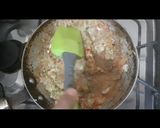 A picture of step 2 of Potato cheese paratha.