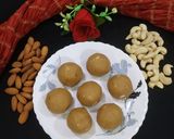 A picture of step 4 of Atta K Ladoo.