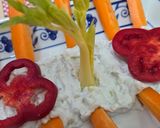 Foto del paso 5 de la receta: Untable de yogur de leche de búfala 🐃, queso azul, nueces y apio 💙 💚🧡para dipear con crudités 🥕🌶️ 🌱