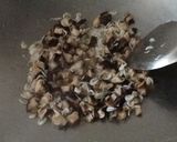 A picture of step 4 of Pearl Meatballs (Shiitake Mushroom and Bamboo Shoot Flavor).