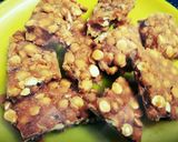 A picture of step 8 of Chana Chikki.