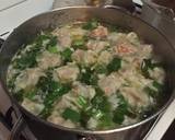 Molo Soup (Filipino Pork Dumpling Soup) recipe step 5 photo